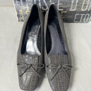 J.RENEE Naughty Gray Lizard Low Heels Shoes Comfort Pumps Dressy 7.5 M
